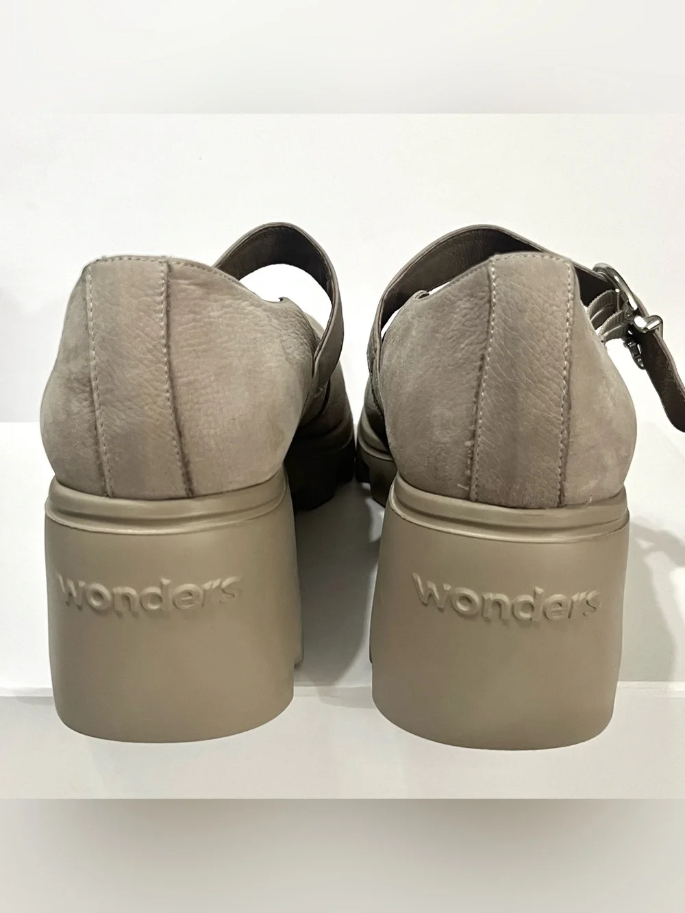 Wonders 'Valentina' Mary Jane Platform Shoes Taupe Nubuck Leather Sz 11 US 42 EU